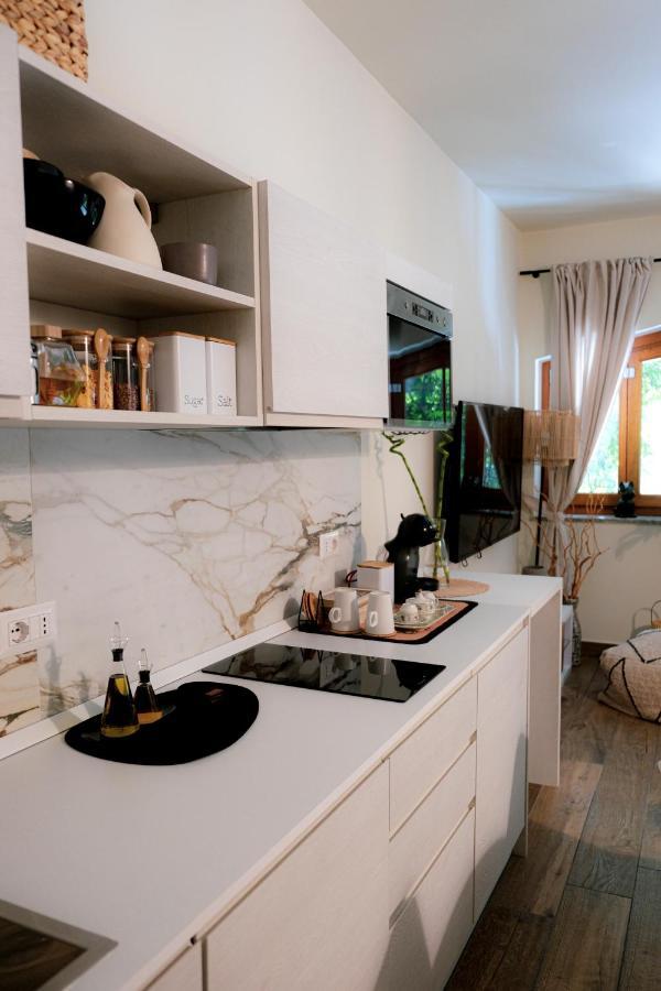 Suite Yenne กาญารี ภายนอก รูปภาพ